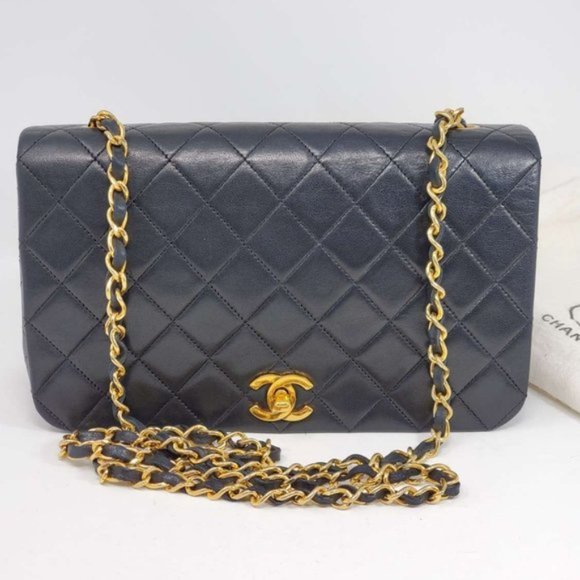 CHANEL 23 Full Flap Vintage 24k Gold Lambskin Bag - Picture 3 of 16